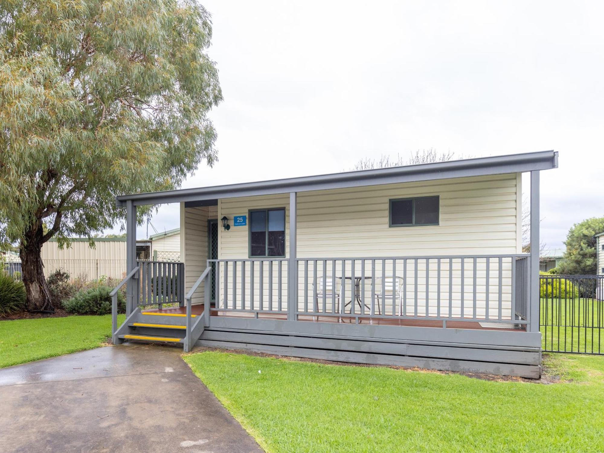 Nrma Warrnambool Riverside Holiday Park Rum bild